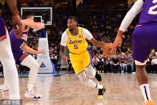 接受采访时 接受采访时