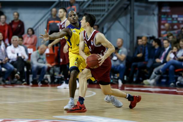 了队友传来 了队友传来