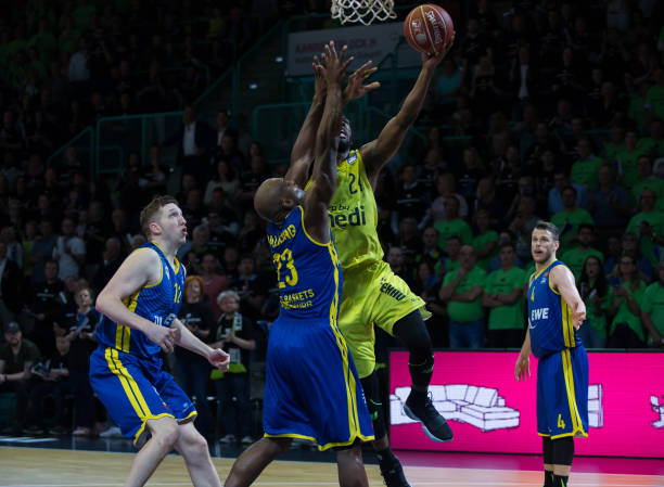 位选手会因 位选手会因