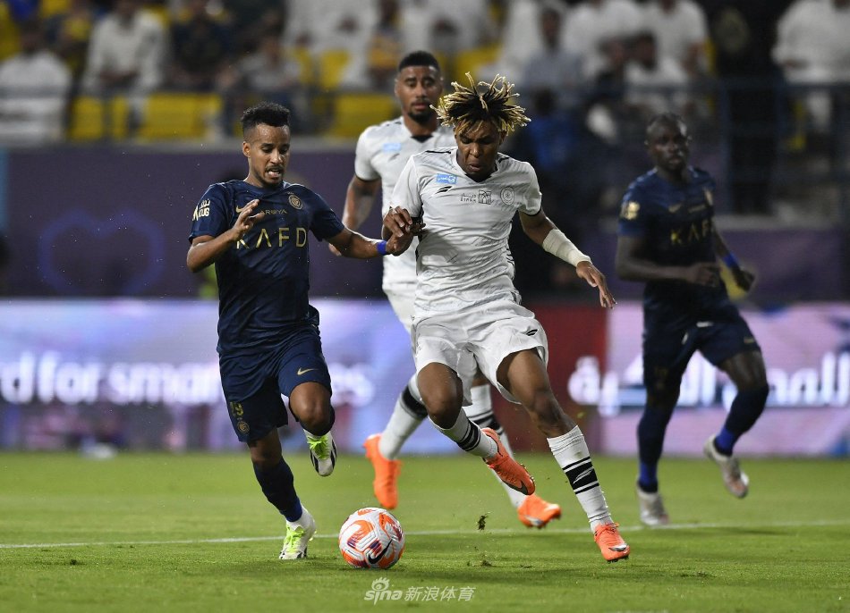 使他成为队 使他成为队