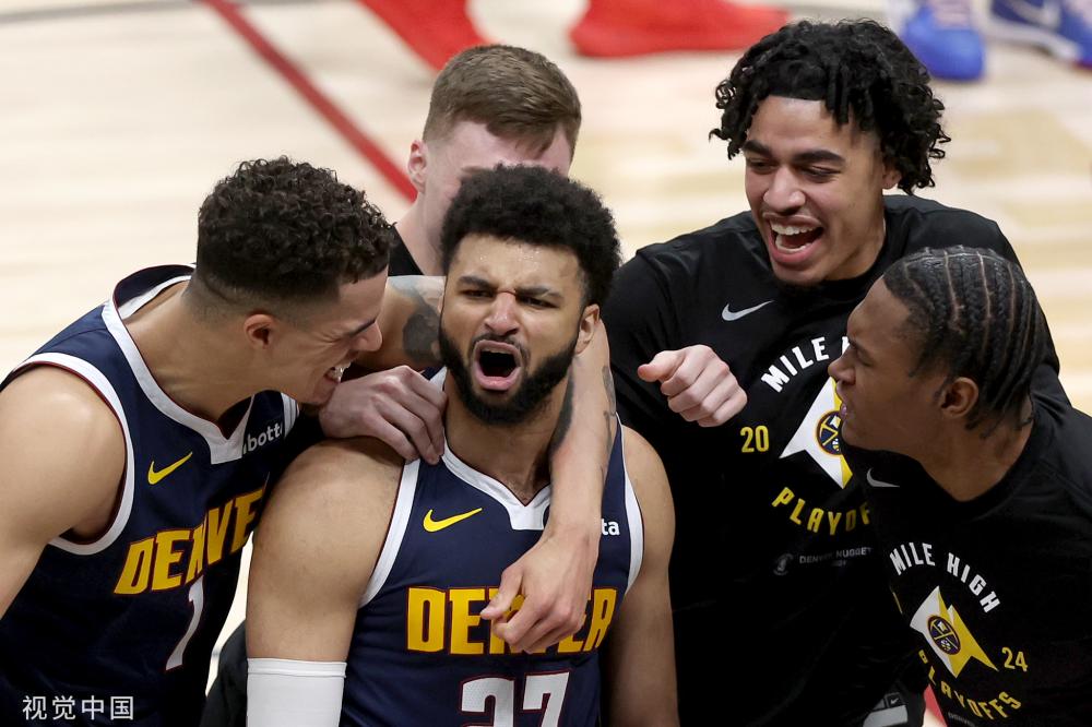 的球员带来 的球员带来