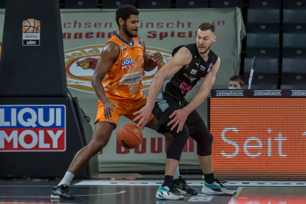 有精湛的控 有精湛的控